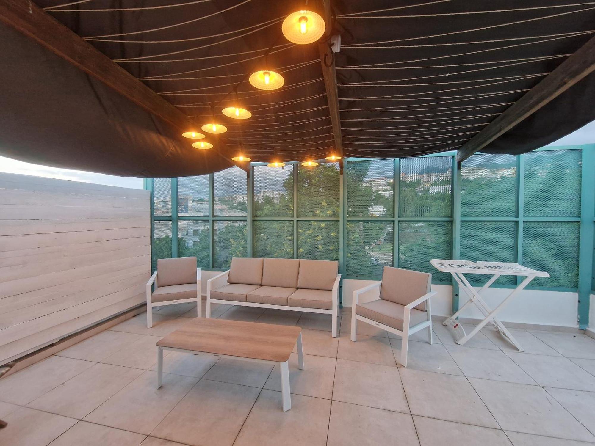 Mont-Vert Exotique - Calme - Vue Et Parking Saint Pierre Εξωτερικό φωτογραφία